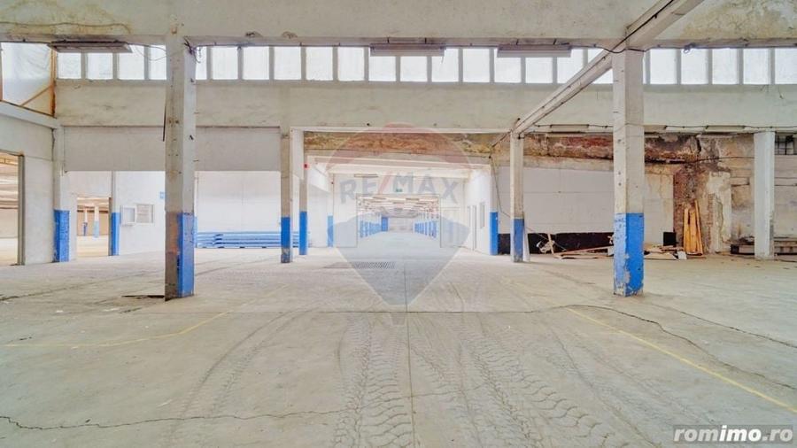 Spațiu comercial, de 3,600 mp, în Prejmer
