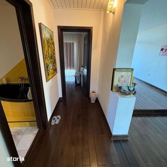 Casă cu 5 camere cu Teren 1500 Mp în Valea Borcutului