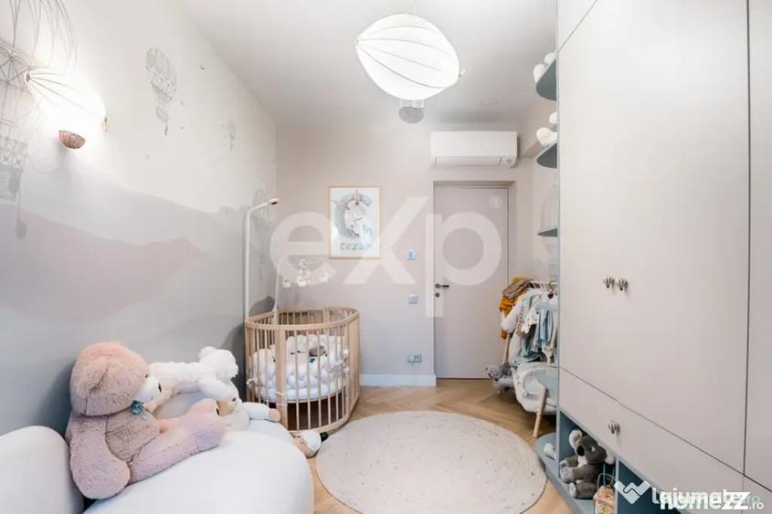 Apartament cu 4 camere decomandat în Kiseleff