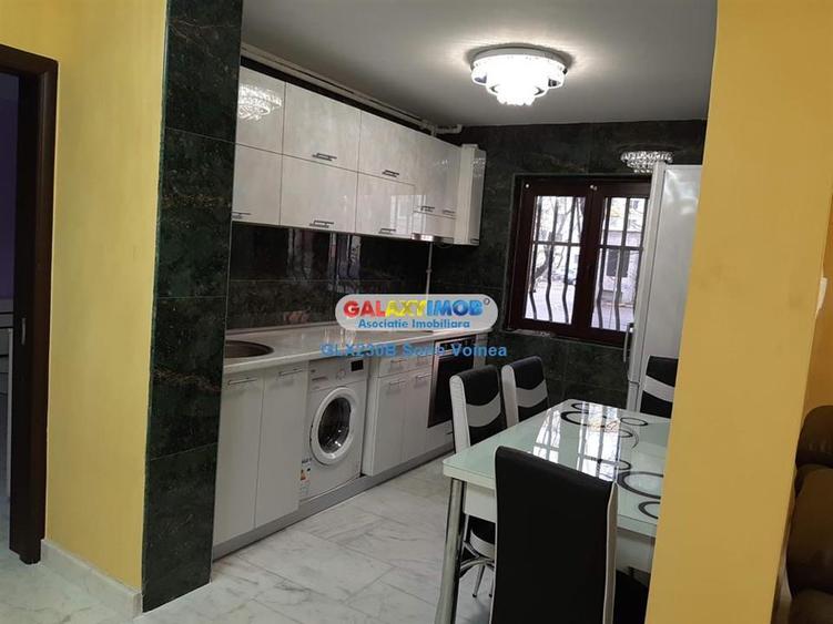 Apartament cu 3 camere semidecomandat, mobilat în Tei