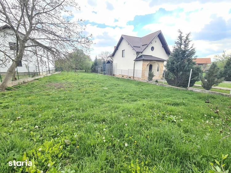 Teren intravilan in Banesti--586mp--37.900e - 8
