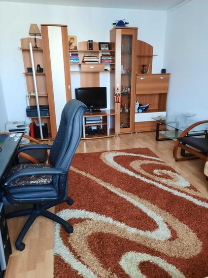 Apartament cu 2 camere decomandat în Brâncoveanu