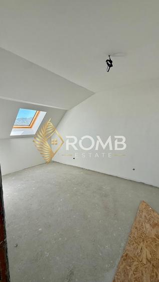 Apartament cu 4 camere semidecomandat în Florești