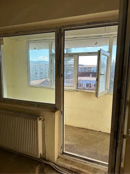 Apartament cu 3 camere decomandat în Ultracentral