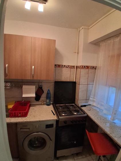 Garsonieră semidecomandată în Basarabia