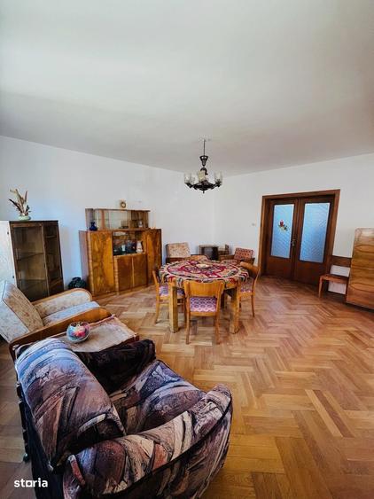 Casă cu 5 camere cu Canalizare în Bartolomeu