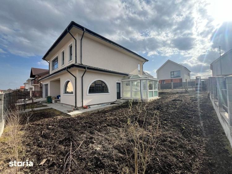 Casă cu 5 camere cu Teren 500 Mp în Gheorgheni