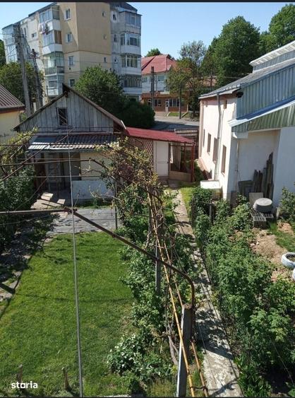 Casă cu 3 camere cu Teren 620 Mp în Central