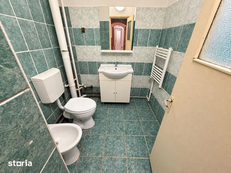 Apartament cu 4 camere decomandat în Ciurea