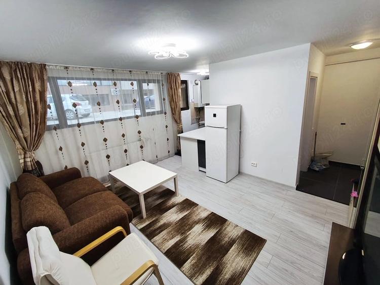 Apartament cu 2 camere semidecomandat în Roșu