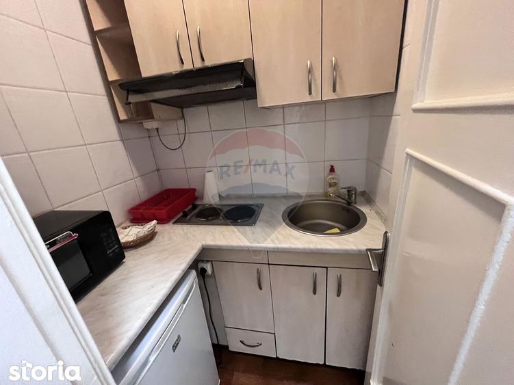 Studio de 35 mp etaj 1 Str. Nicolae Iorga - centrala proprie - 7