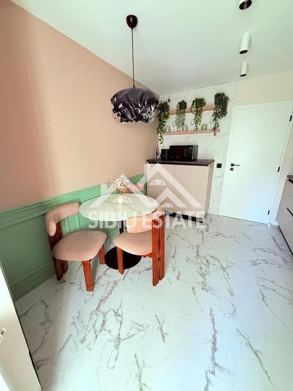 Apartament cu 2 camere decomandat, mobilat în Central