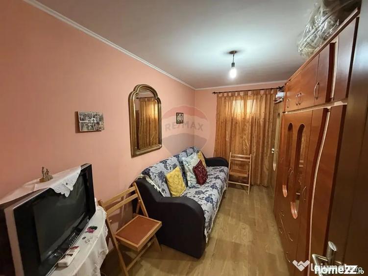 Casă cu 4 camere cu Teren 446 Mp în Vizantea Răzășească