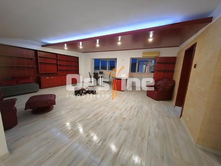 Apartament cu 2 camere decomandat în Nicolina