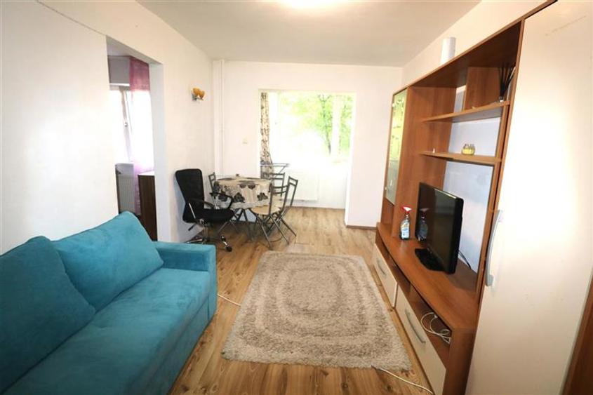 Apartament cu 2 camere nedecomandat în Dacia