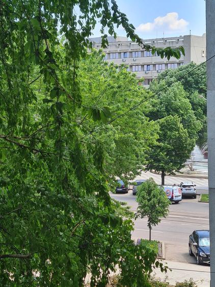 Apartament cu 2 camere decomandat în Ultracentral