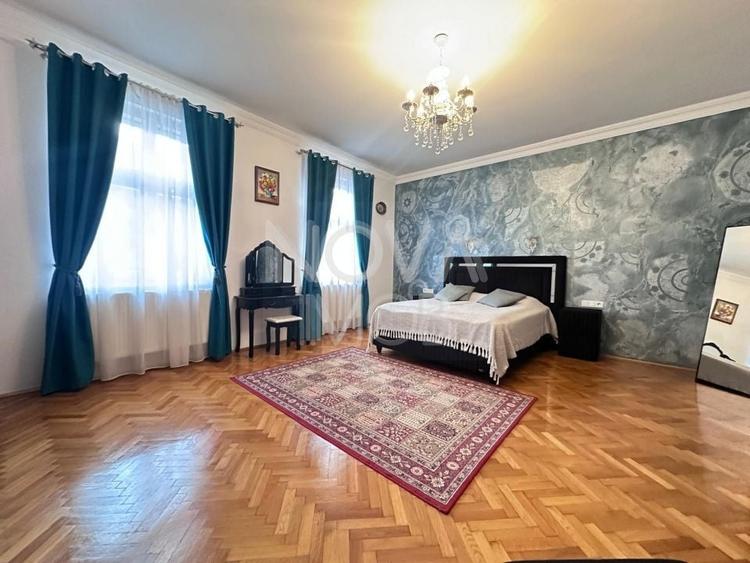 Apartament cu 3 camere semidecomandat, mobilat în Ultracentral