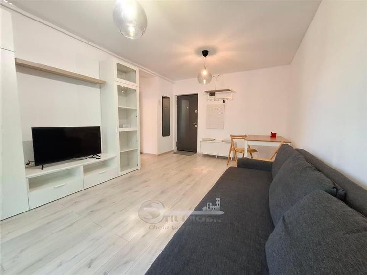Apartament cu 2 camere semidecomandat, mobilat în Aeroport