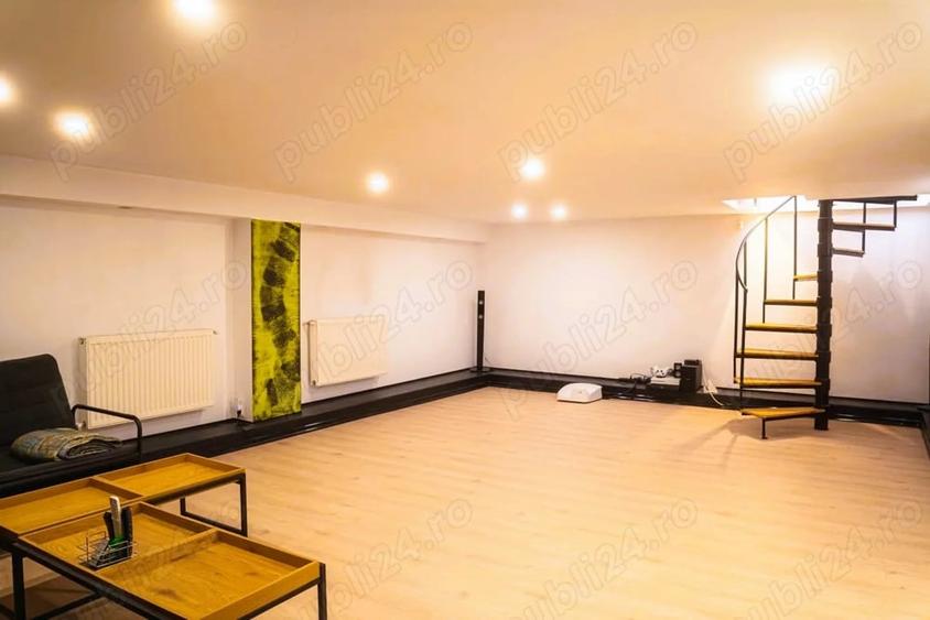 Apartament cu 4 camere decomandat în Complex Studențesc