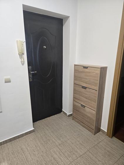 Garsonieră decomandată în Exterior Vest