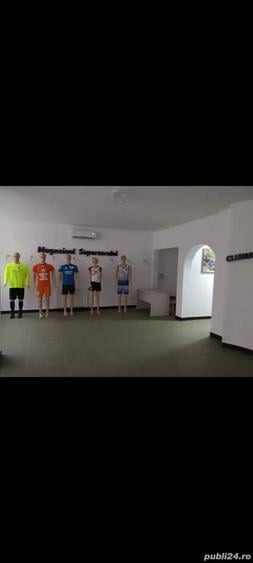 Spațiu comercial, de 300 mp, în Central