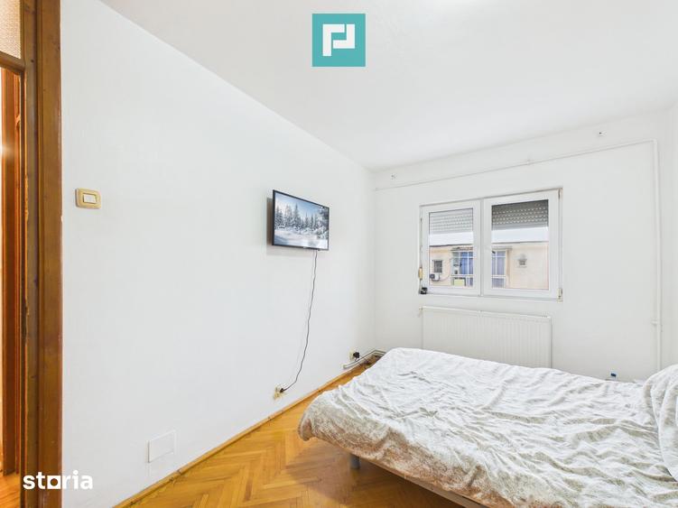 Apartament cu 3 camere semidecomandat în Micălaca