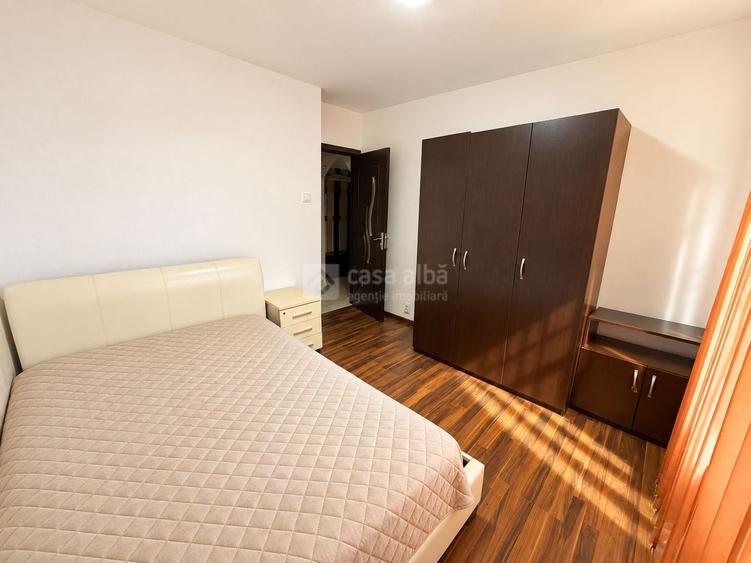 Apartament cu 2 camere decomandat, mobilat în Central