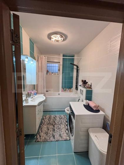 Apartament cu 2 camere semidecomandat, mobilat în Florești