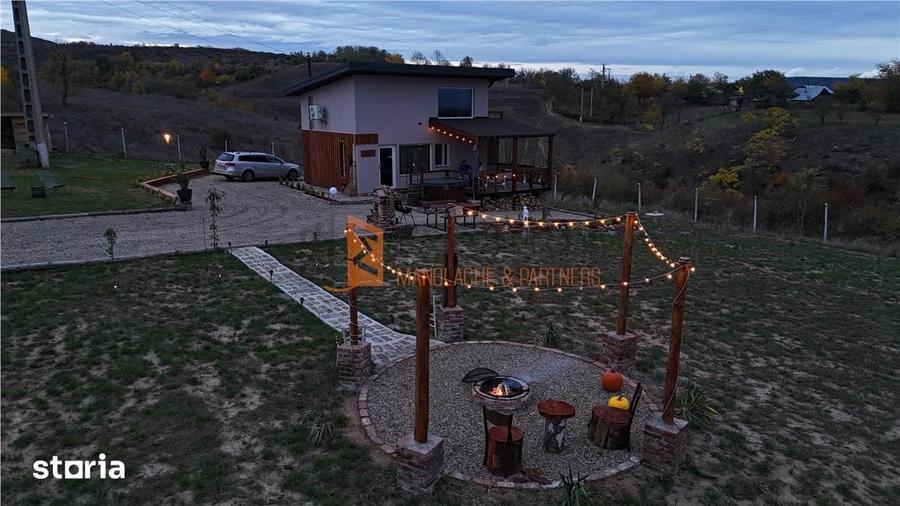 Casă cu 2 camere cu Teren 1700 Mp în Vernești