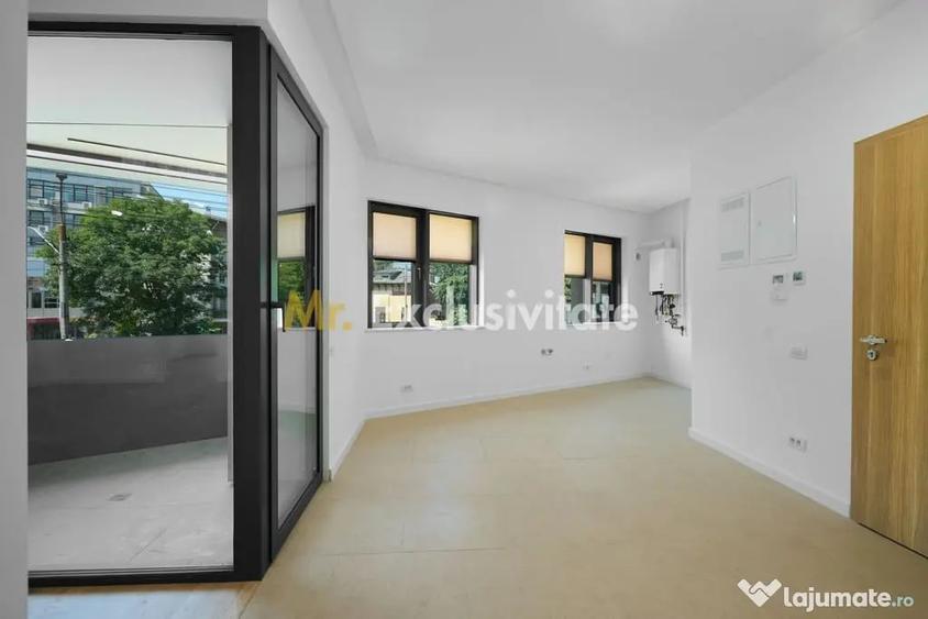 Apartament cu 3 camere decomandat în Trivale