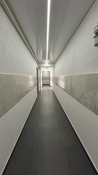 Apartament cu 3 camere semidecomandat în Albert
