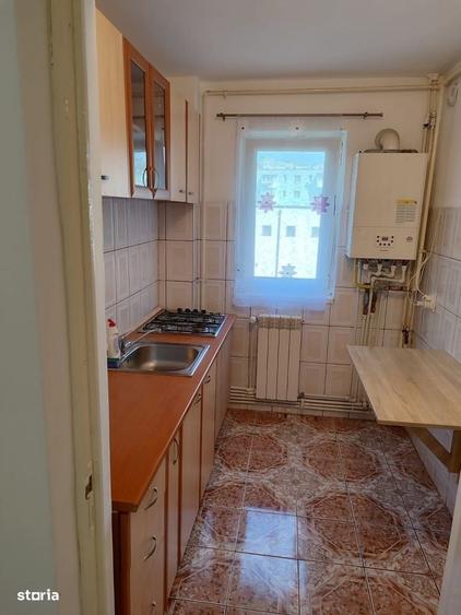 Apartament cu 3 camere în Milcov
