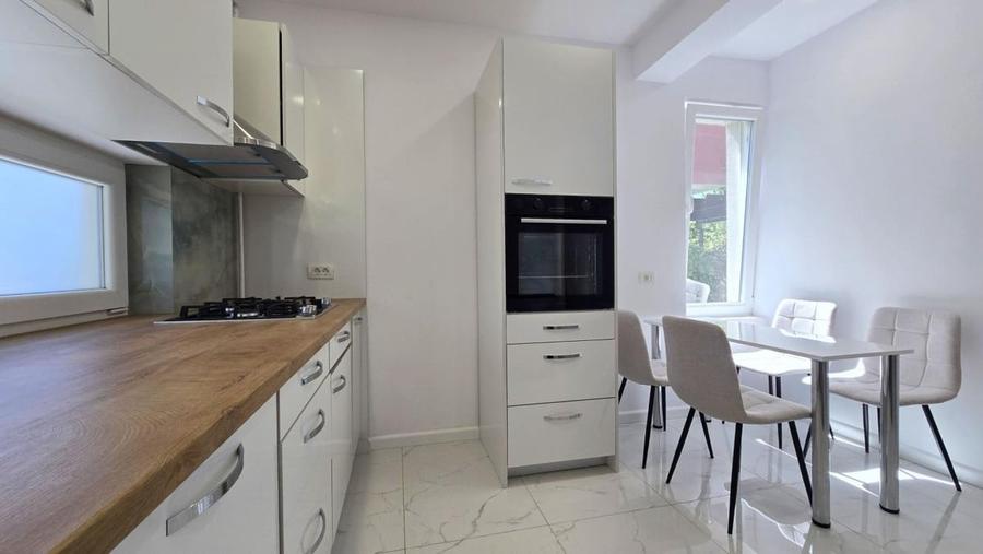 Casă cu Teren 305 Mp în Corbeanca