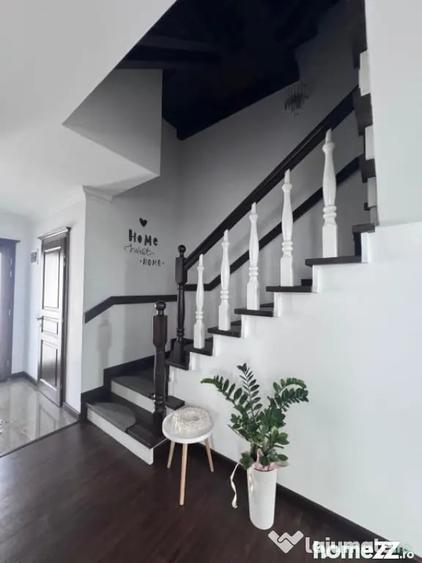 Casă cu 7 camere cu Teren 250 Mp în Rădăuți