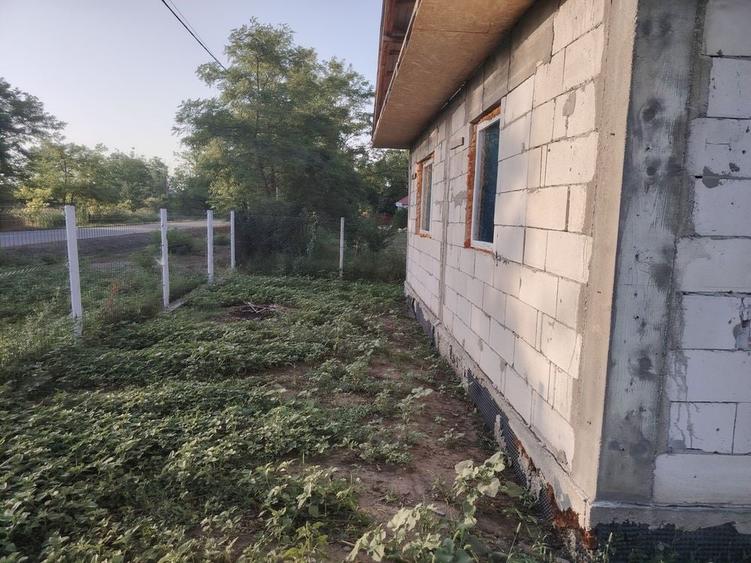 Casă cu 3 camere în Târlele Filiu