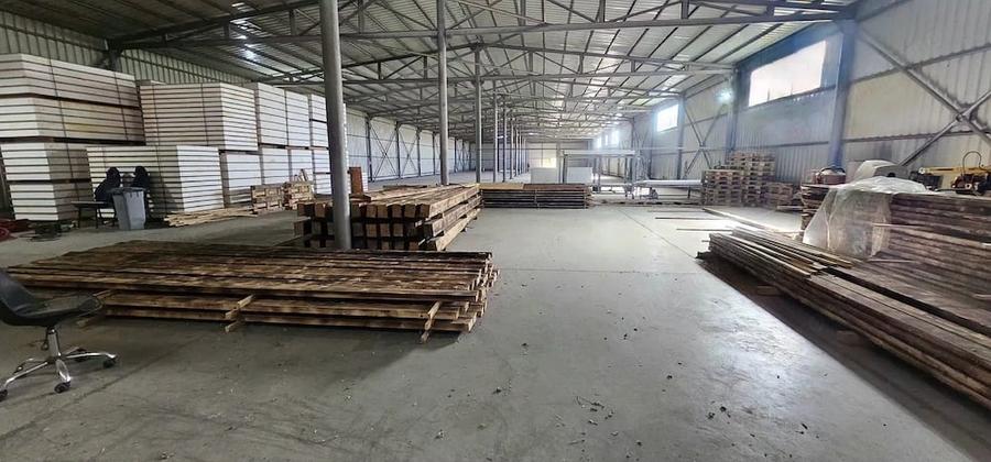 Spațiu comercial, de 1,553 mp, în Vânători