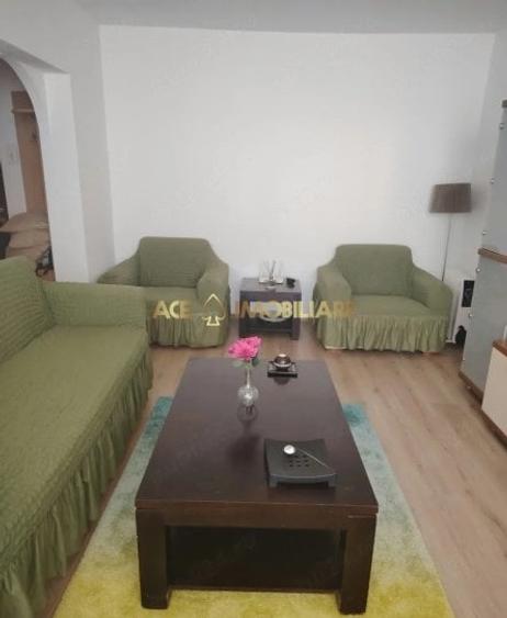 Apartament cu 2 camere decomandat, mobilat în Titan