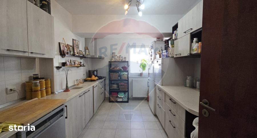 De Vanzare apartament 3 camere Confor City - 5