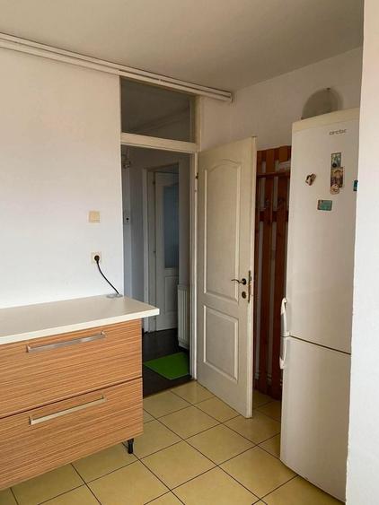 Garsonieră decomandată cu lift și balcon de închiriat Str. Lungă Sibiu - 4