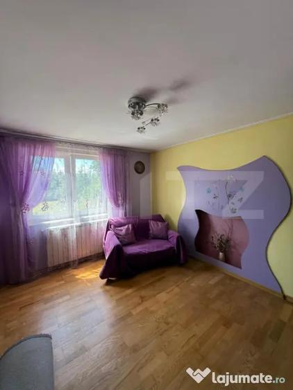 Casă cu 4 camere cu Teren 1000 Mp în Central