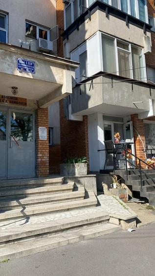 Garsonieră decomandată în Central