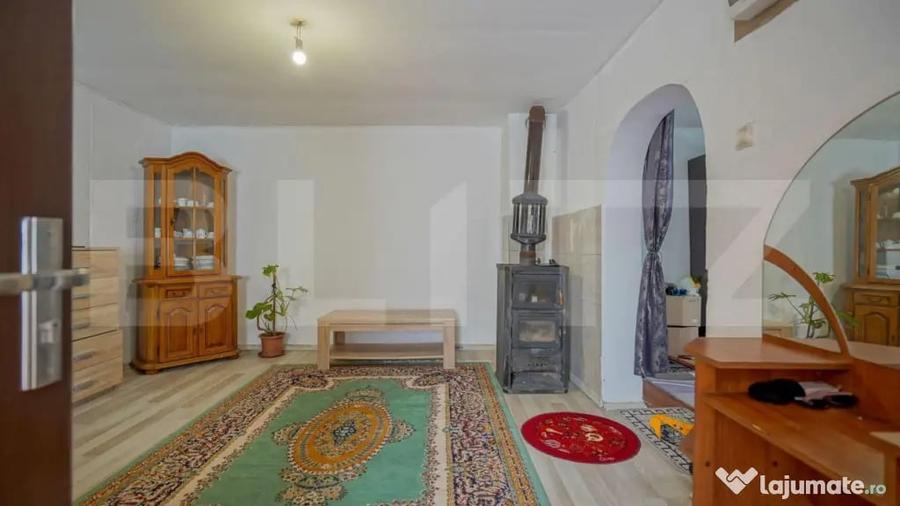 Casa de vanzare in Sanpetru structura din lemn - 8