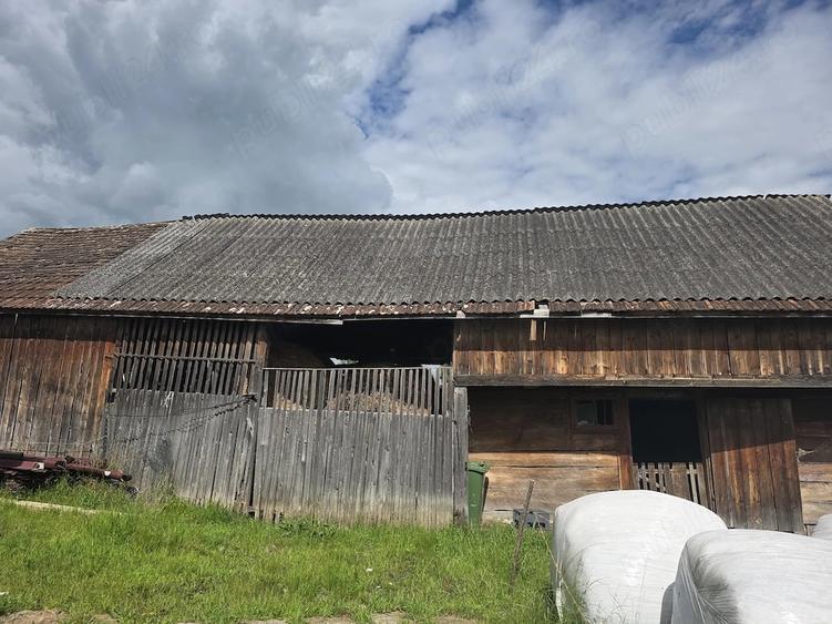 Casă cu 3 camere cu Teren 1000 Mp în Monariu