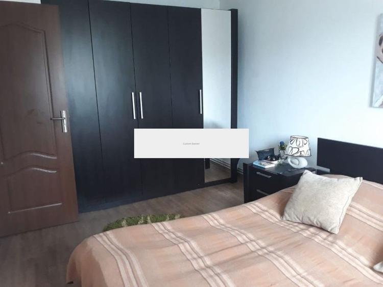 Casă cu 3 camere cu Canalizare în Câmpului