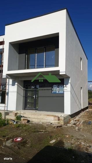 Casă cu 4 camere cu Teren 470 Mp în Săsar
