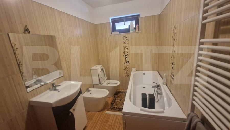Casă individuală cu 4 camere cu Garaj în Tărlungeni
