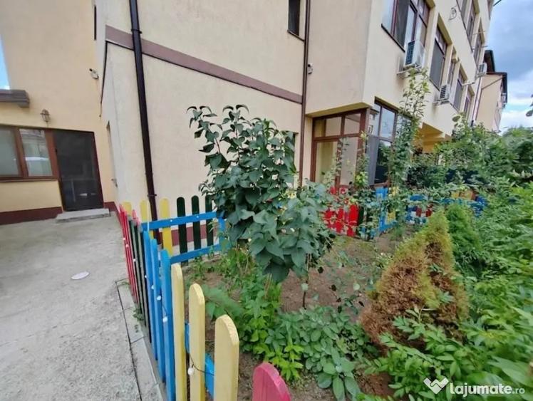 Apartament cu 3 camere decomandat în Valea Adâncă