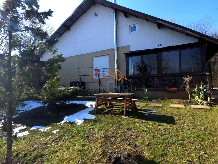Casă individuală cu 3 camere cu Canalizare în Poiana Câmpina