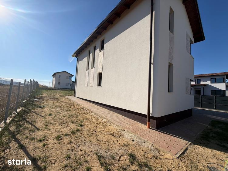 Casă cu 4 camere cu Teren 610 Mp în Apahida