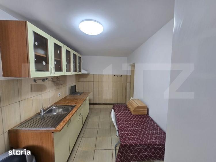 Casă cu 5 camere cu Teren 1000 Mp în Odobești
